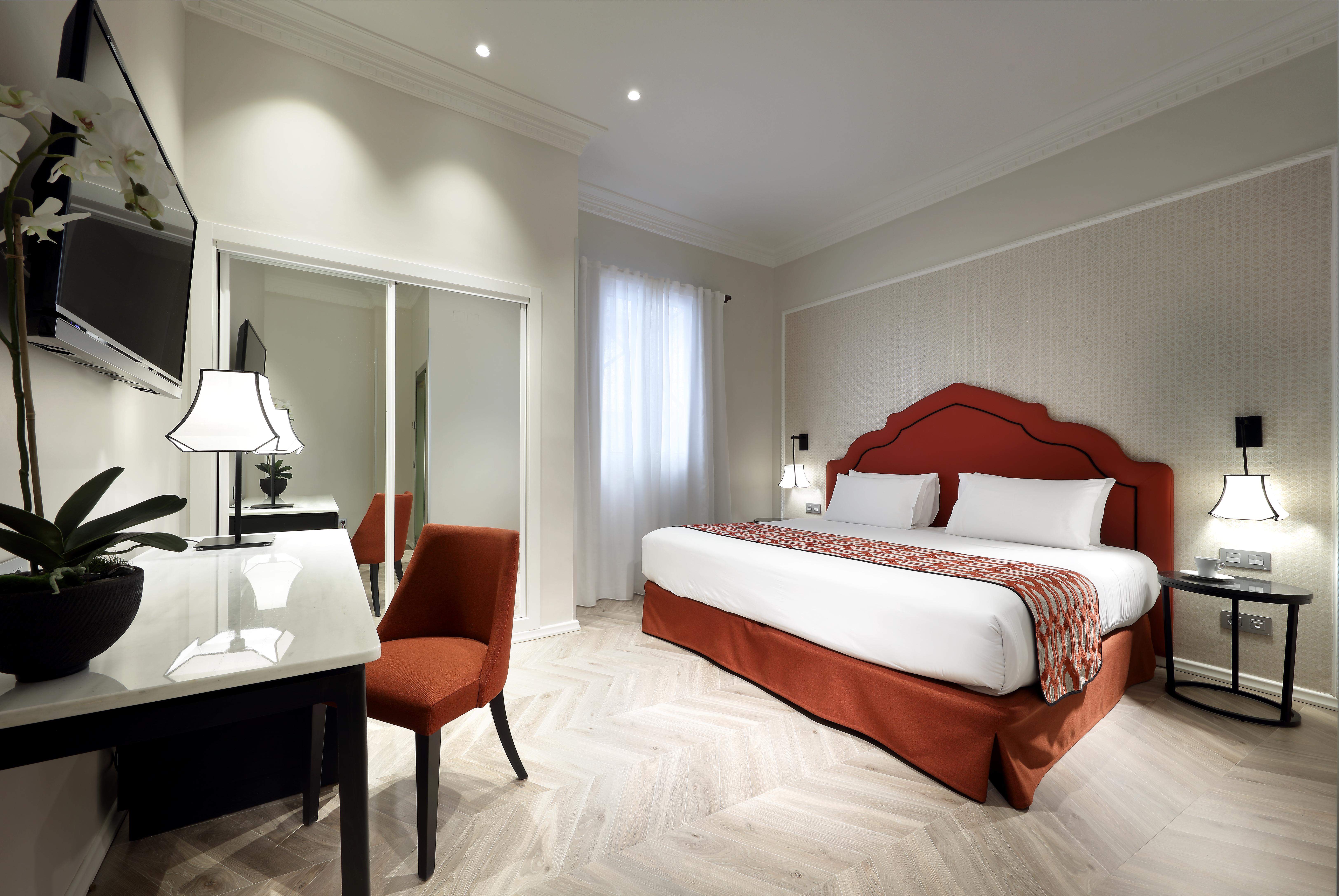 Eurostars Regina Hotel Sevilla Bagian luar foto