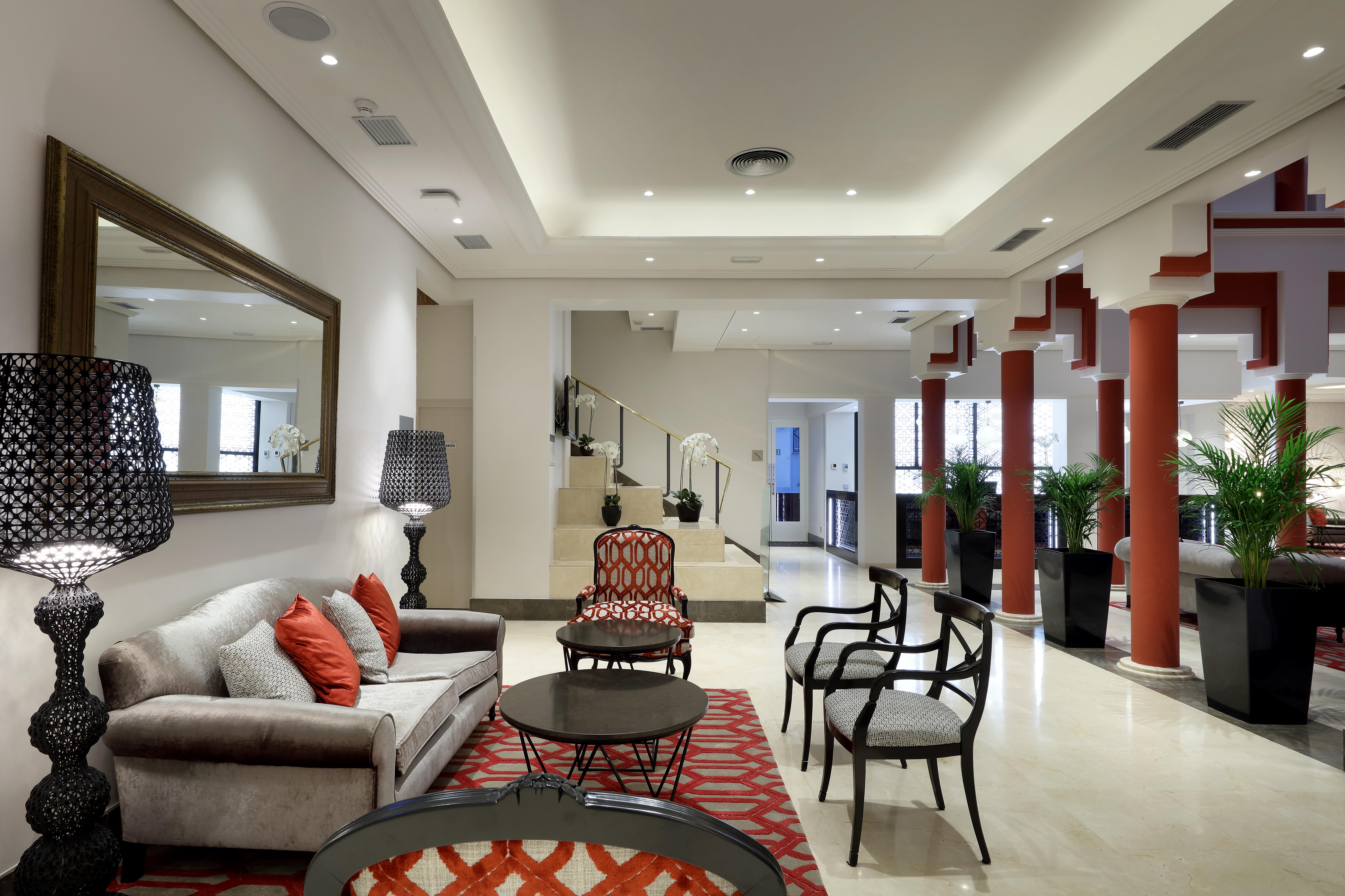 Eurostars Regina Hotel Sevilla Bagian luar foto