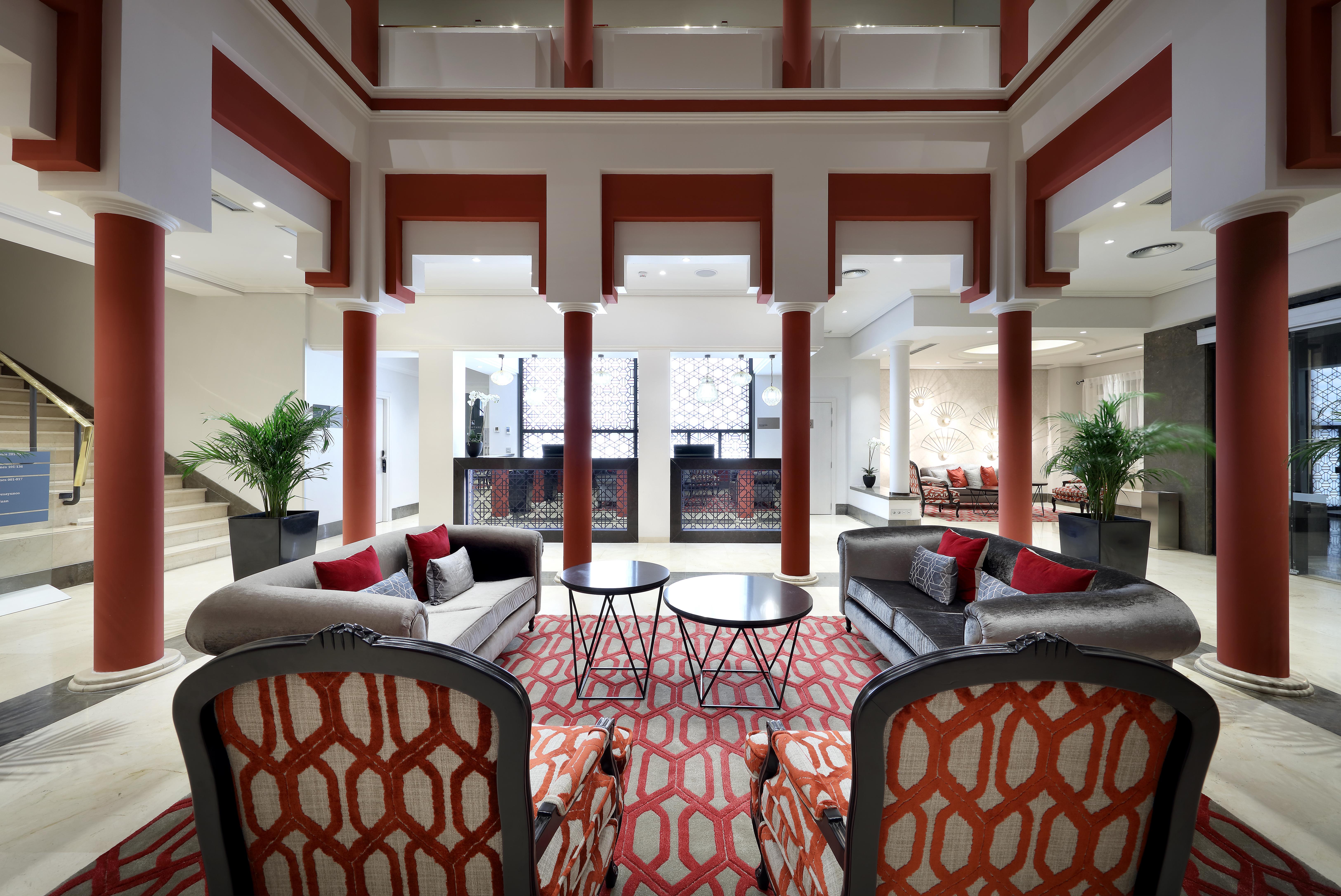Eurostars Regina Hotel Sevilla Bagian luar foto